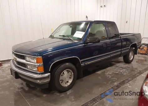 1996 Chevrolet Gmt-400 C1500 z USA, uszkodzony, nr VIN 1GCEC19M8TE188847